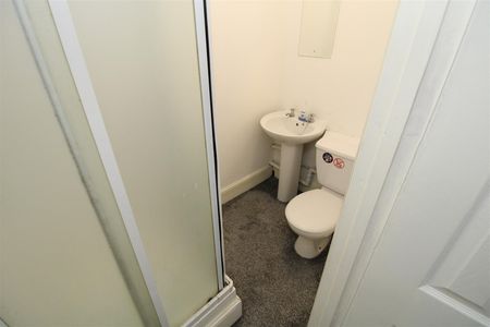 Room For Rent John Street, Pontypridd - Photo 2