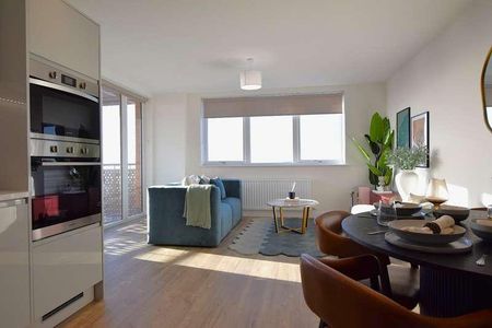 Two Beds, Foundry House, Elmsleigh Road, Staines-upon-thames, Surrey, TW18 - Photo 3