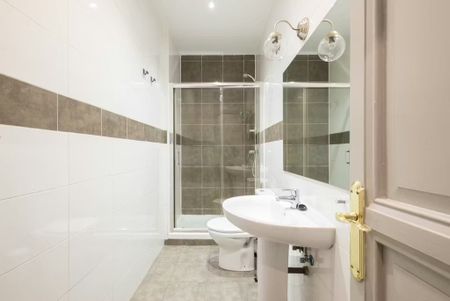 Calle de Carranza, Madrid, Community of Madrid 28004 - Photo 5