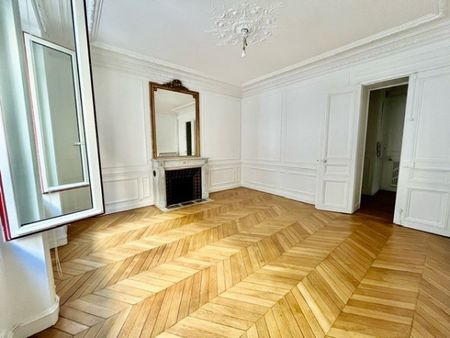 Appartement • Mairie - Photo 3