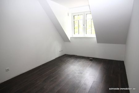 Neubau/Erstbezug!!! 3-Zimmer-Dachgeschoss-Wohnung mit Balkon - Photo 3