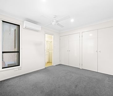 Modern 4-Bedroom Duplex in a Prime Miranda Location - Spacious, Sty... - Photo 4