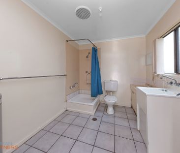 21A Tardent Street, Downer ACT 2602 - Villa For Rent | Domain - Photo 4
