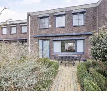 Woning met 3 slpks in de nabijheid van het centrum ! - Foto 1