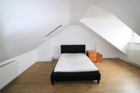 2 bedroom maisonette to rent - Photo 3