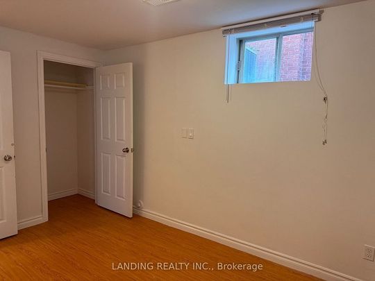 For Lease - 138 Keffer Circle, Newmarket, Ontario - Photo 1