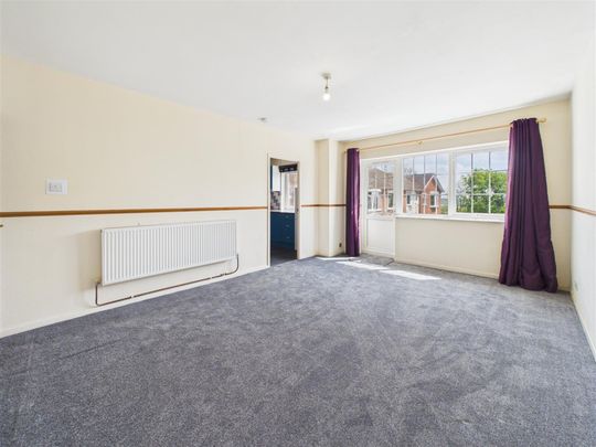 2 bedroom Maisonette to rent - Photo 1