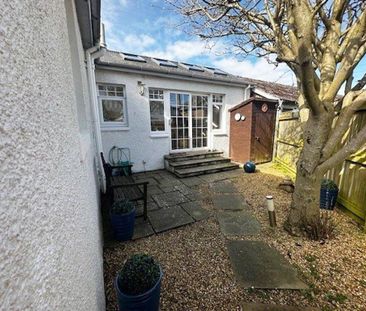 2 bedroom semi-detached house to rent - Photo 4