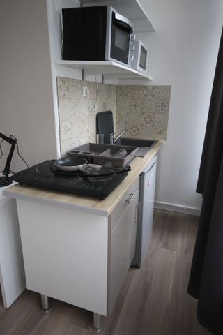 À LOUER – Studio MEUBLÉ de 14 m² , Rue des Postes, LILLE-WAZEMMES réf 730-004 - Photo 4