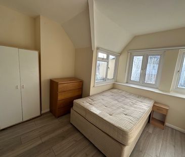 Room in a Shared House, Finchley Lane, NW4 - Photo 1