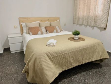 Carrer de lEsperança, Valencia, Valencian Community 46035 - Photo 3