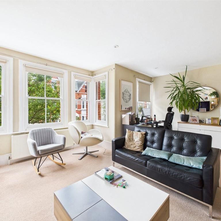 2 bedroom maisonette to rent - Photo 1