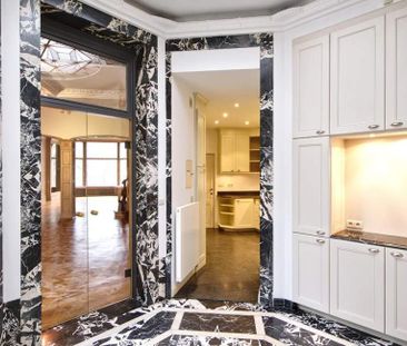 Herenwoning te huur in Elsene voor € 7.000 met 7 slaapkamers - Foto 3
