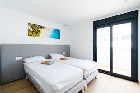 Dúplex de alquiler en Avenida Costa Brava, 31, Balcón de Finestrat - Terra Marina - Photo 3
