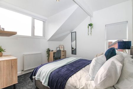 4 bedroom terraced house to rent - Photo 3