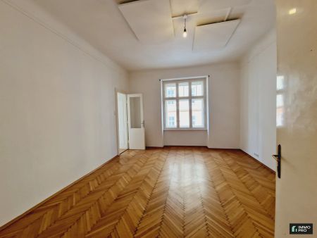 Schöne, sanierte 3-Zimmer-Wohnung plus Küche mit Esszimmer mit Loggia und Balkon, in toller Lage! WG- geeignet! - Photo 4