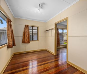 16 Old Northern Road, Everton Park QLD 4053 - House For Rent | Domain - Photo 2