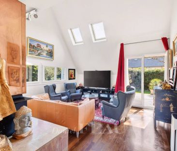 Location maison, Versailles, 6 pièces, 151.11 m², ref 86835050 - Photo 1