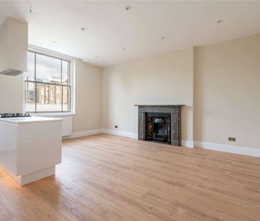 Newly refurbished three bedroom three bathroom property in Clifton ... - Photo 5