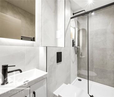 Dingwall Road, East Croydon, Surrey - Photo 4