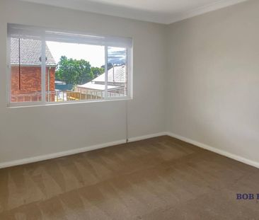 Renovated Two Bedroom Unit in Central Dubbo - Photo 1