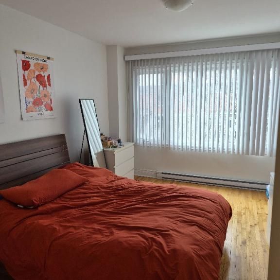 Grand 3 ½ rénové avec pièce bureau – Disponible immédiatement - Ahuntsic - Photo 1