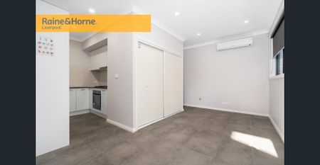 Excellent Location! - Photo 2