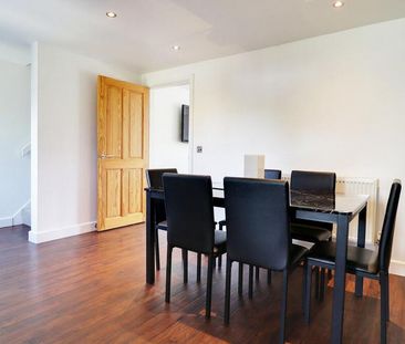 2 bedroom semi-detached house to rent - Photo 2