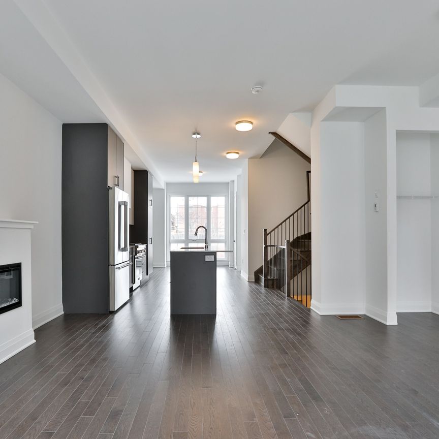 For Lease - 204 Atkinson Avenue, Vaughan, Ontario - Photo 1