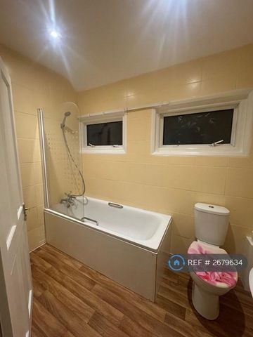 2 bedroom maisonette to rent - Photo 5