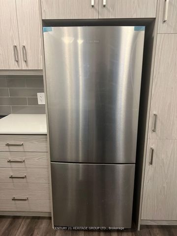 For Lease - 39 Honeycrisp Crescent Unit# 78, Vaughan, Ontario - Photo 4