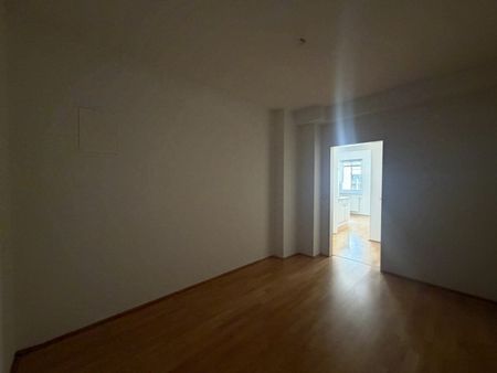 Schöne 2 - Zimmer Wohnung | Nahe U- Bahn U4 Ober St. Veit | ab sofort - Photo 2