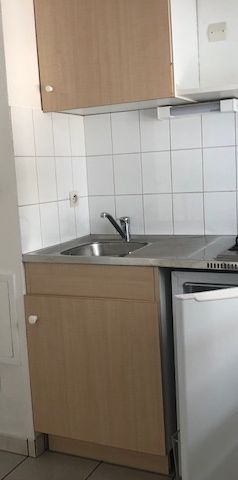 Location Appartement 1 pièce 24m² NANTES 44100 - Photo 1