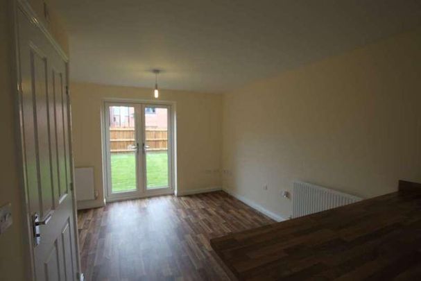 Turnhouse Crescent, Ettingshall Place, WV2 - Photo 1