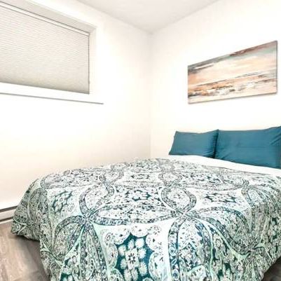 Fully Furnished 2 Bed,1 Bath suite - Photo 4