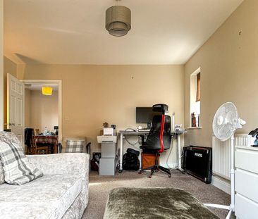 3 bedroom detached house to rent - Photo 3