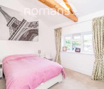 4 bedroom semi detached to rent - Photo 3