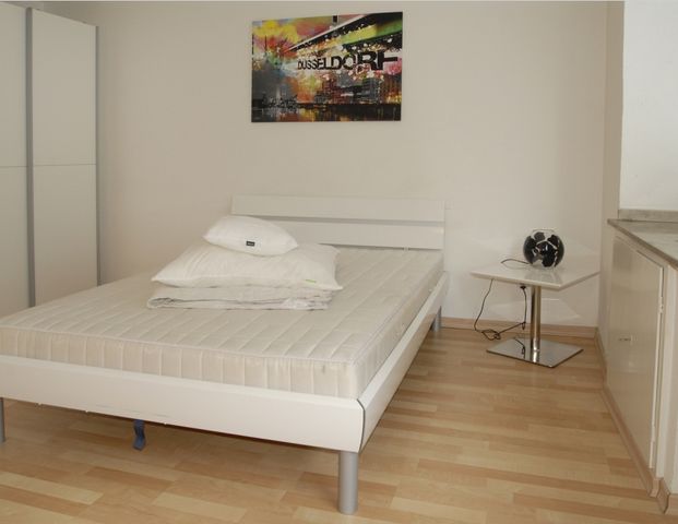 1 Zimmer in Düsseldorf - Photo 1