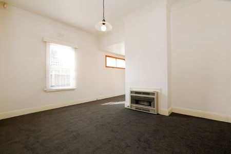 39 Gladstone Avenue, Northcote VIC 3070 - Photo 3