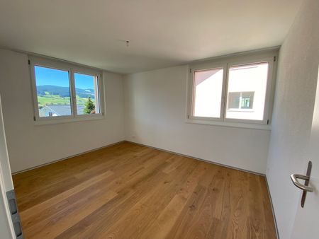 5.5 Zimmer, 121 m² - Foto 3