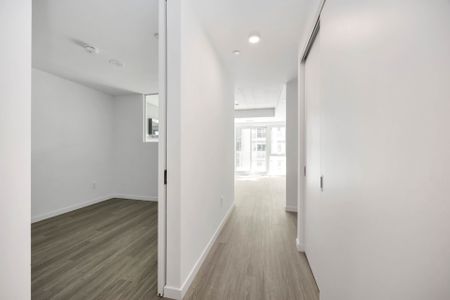 For Lease - 689 The Queensway Street Unit# 505, Toronto, Ontario - Photo 2