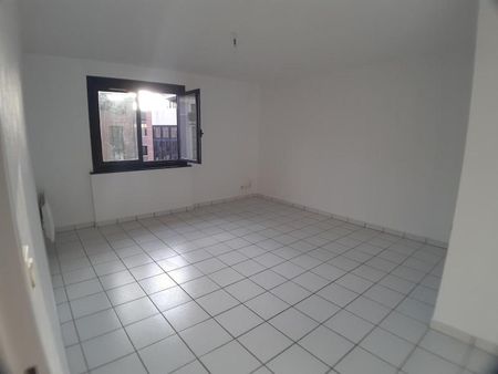 APPARTEMENT T2 48M - Photo 2