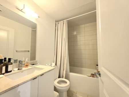 For Lease - 60 Annie Craig Drive Unit# 508, Toronto, Ontario - Photo 2