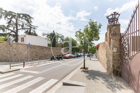 4 bedroom luxury Villa for rent in Barcelona, Catalonia - Photo 2