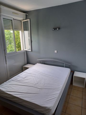 CHAMBRE DANS COLOCATION T4 MEUBLE A BEGLES - Photo 2