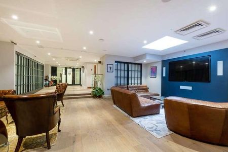 Green Dragon House, Central Croydon, CR0 - Photo 4