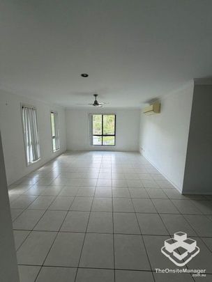 Stunning 4-Bedroom Family Home for Rent in Sarina â Scenic Views and Spacious Living! - Photo 1