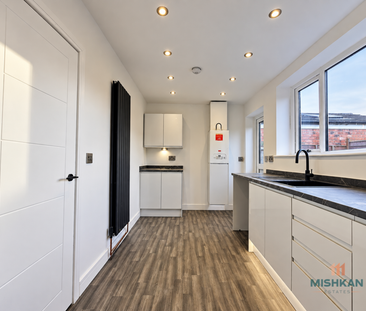 3 bedroom terraced house to rent - Photo 3