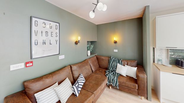 19 Matlock Court, NG1 4DT, NOTTINGHAM - Photo 1