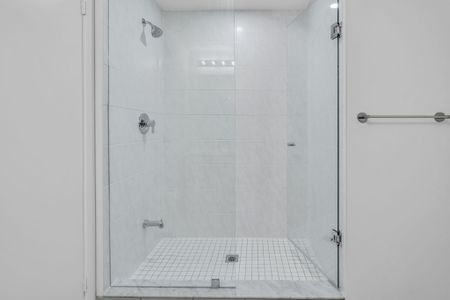 For Lease - 110 Grew Boulevard Unit# 409, Georgina, Ontario - Photo 4